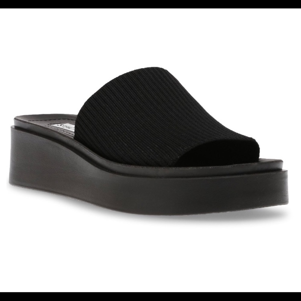 Steve Madden Women’s Balanced Slide Sandal